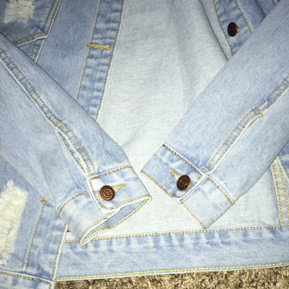 Jean jacket - Picture 2 of 3